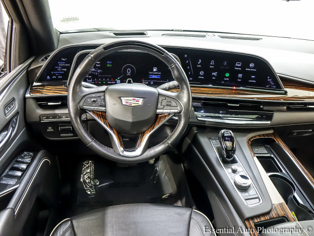 Certified 2024 Cadillac Escalade Premium Luxury w/ Performance Package AWD/4WD image 3