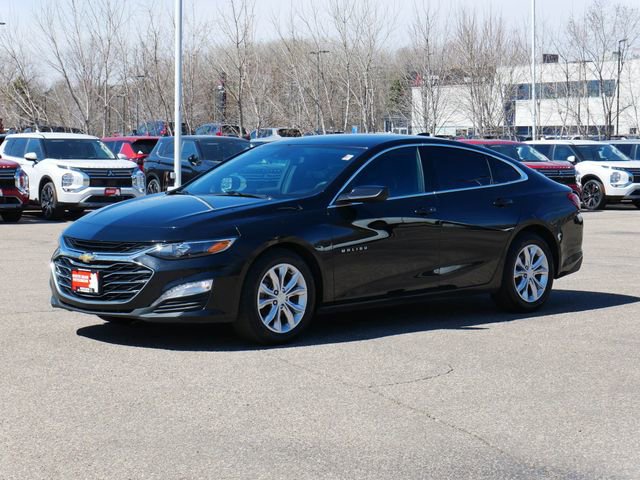 Used 2020 Chevrolet Malibu LT image 2