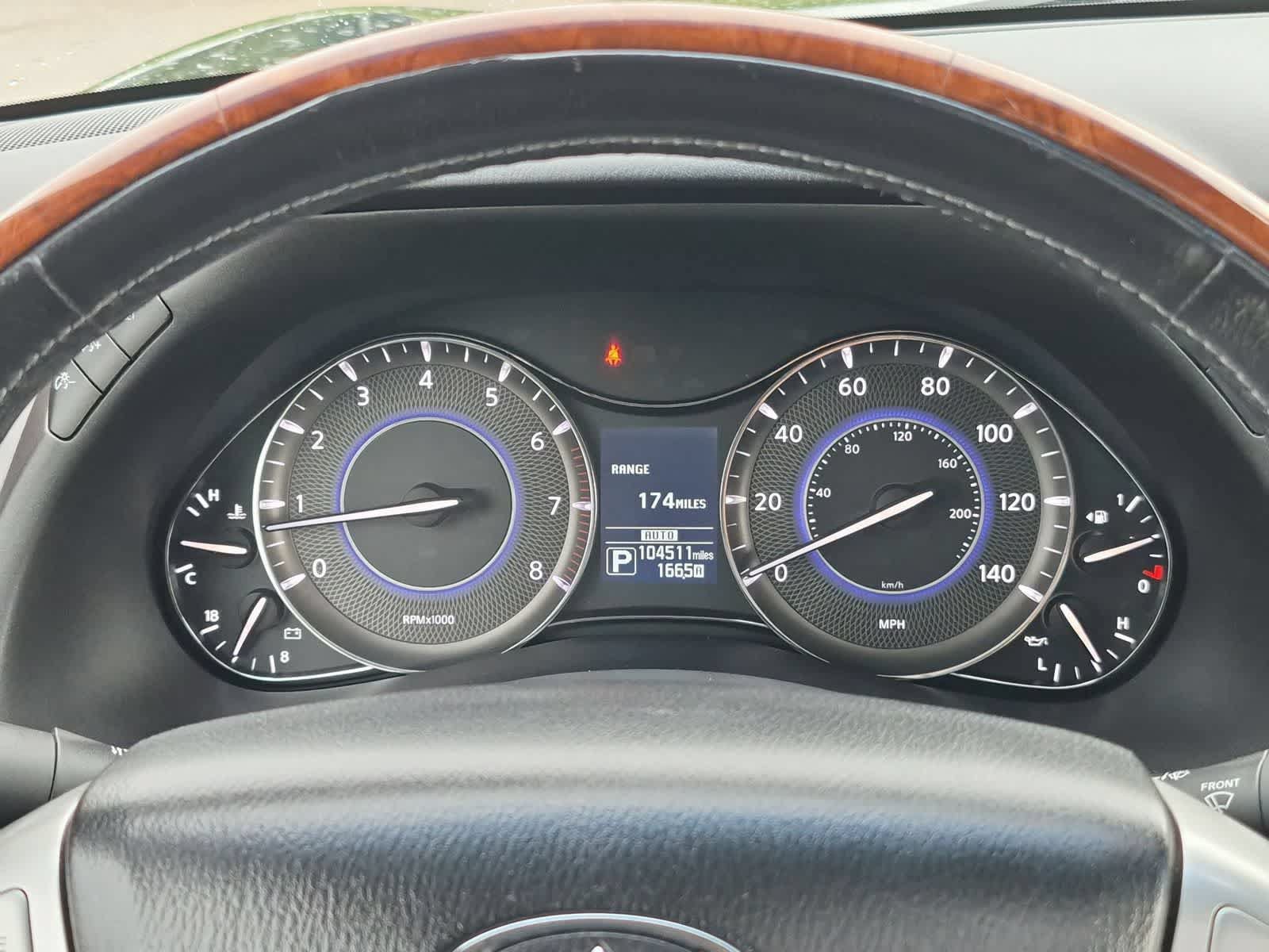 Used 2015 INFINITI QX80 4WD w/ Deluxe Technology Package image 34
