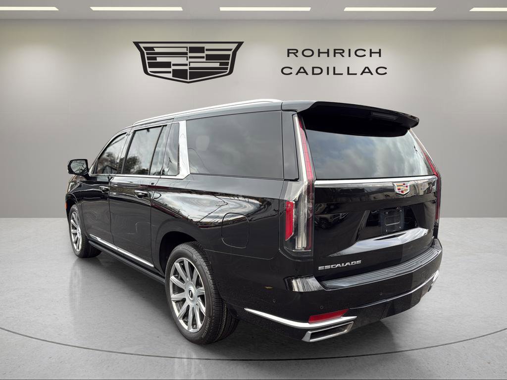 Certified 2022 Cadillac Escalade ESV Premium Luxury Platinum image 8