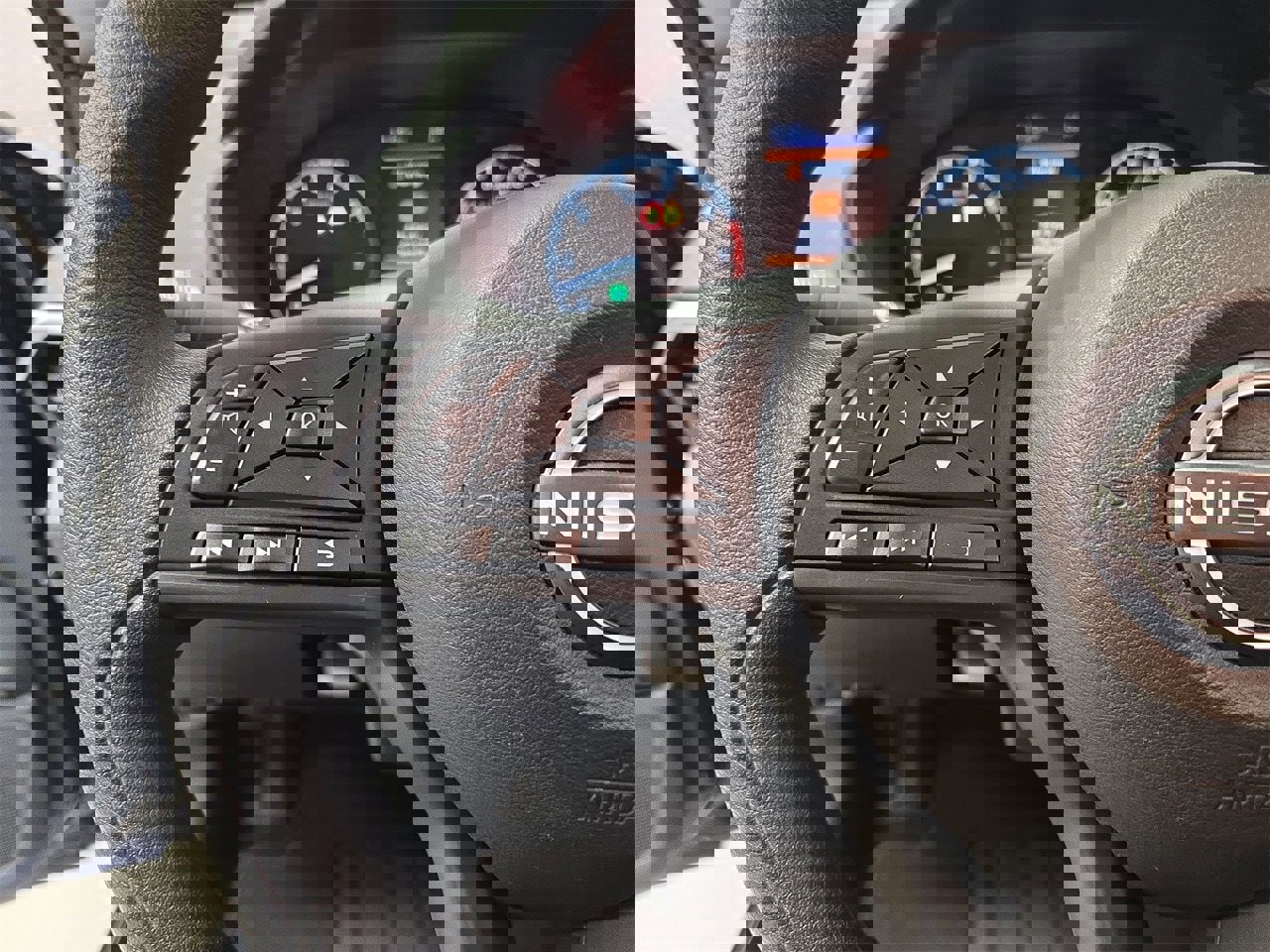 Used 2025 Nissan Altima 2.5 S image 16