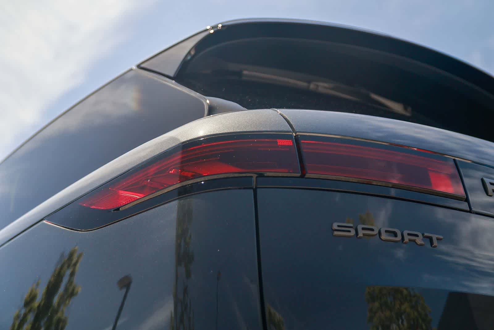 New 2026 Land Rover Range Rover Sport SE AWD/4WD image 7