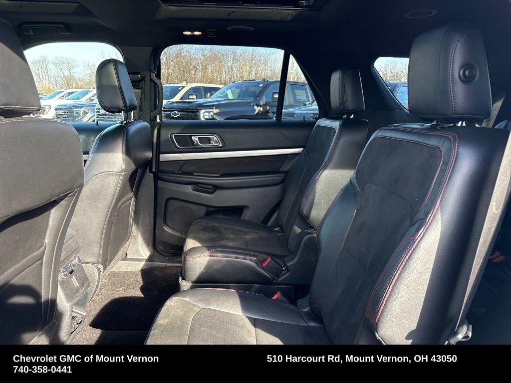 Used 2018 Ford Explorer XLT w/ Equipment Group 202A image 28