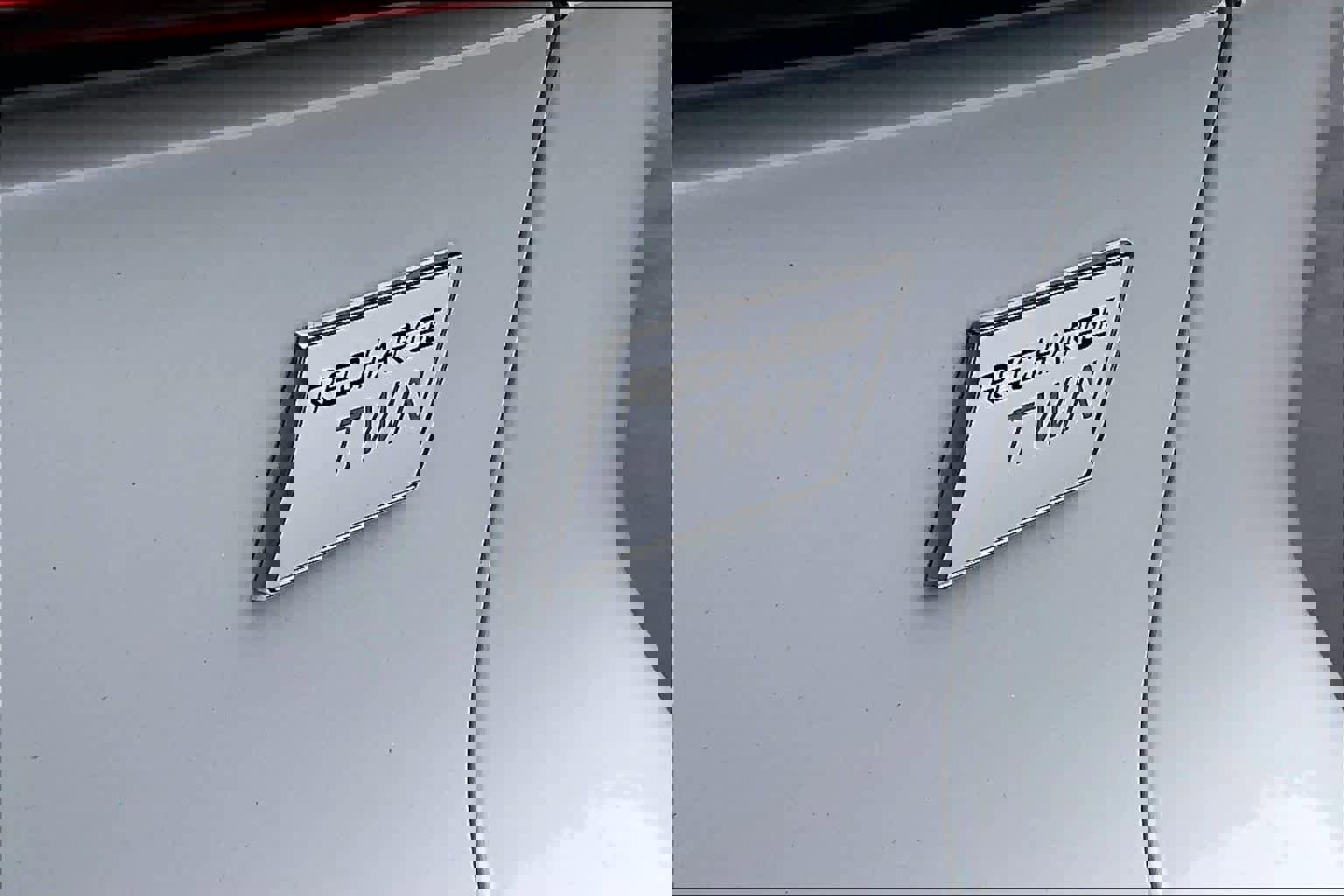 Used 2023 Volvo C40 P8 Recharge Ultimate image 11