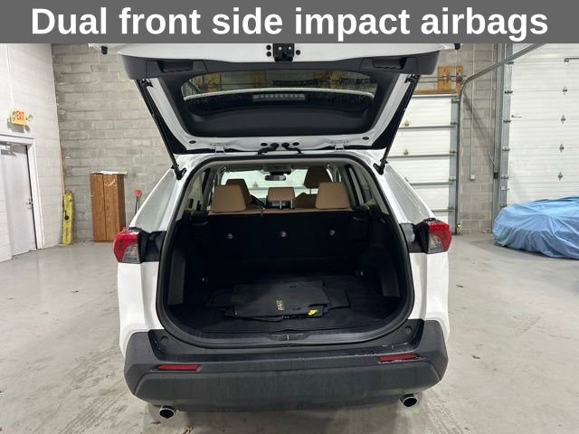 Used 2019 Toyota RAV4 LE w/ Carpet Mat Package AWD/4WD image 23