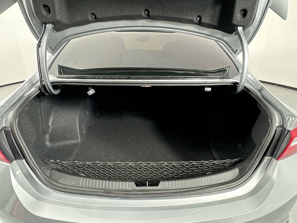 Used 2025 Chevrolet Malibu RS image 30