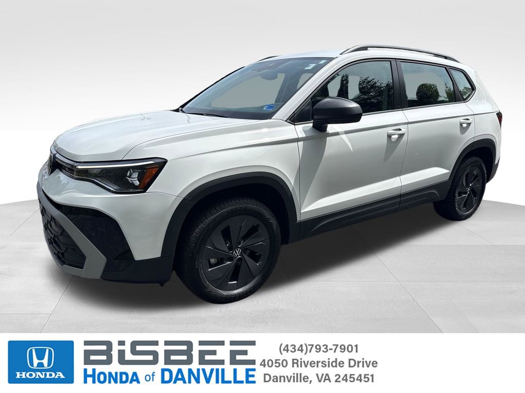 Used 2025 Volkswagen Taos S image 1