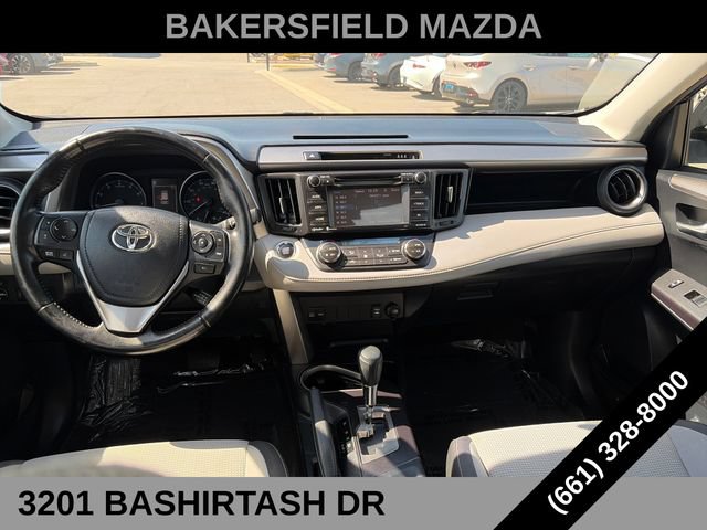Used 2018 Toyota RAV4 XLE FWD image 12
