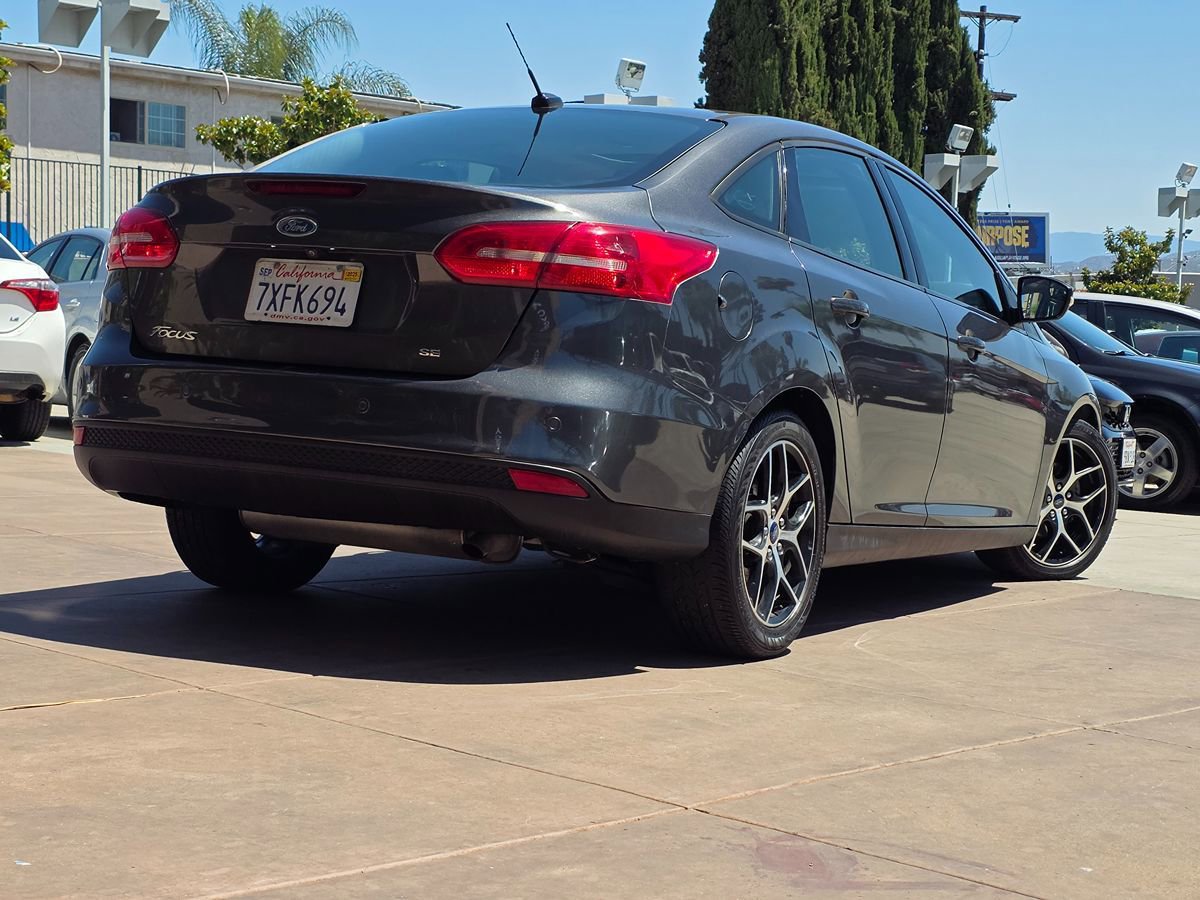 Used 2017 Ford Focus SEL FWD image 12