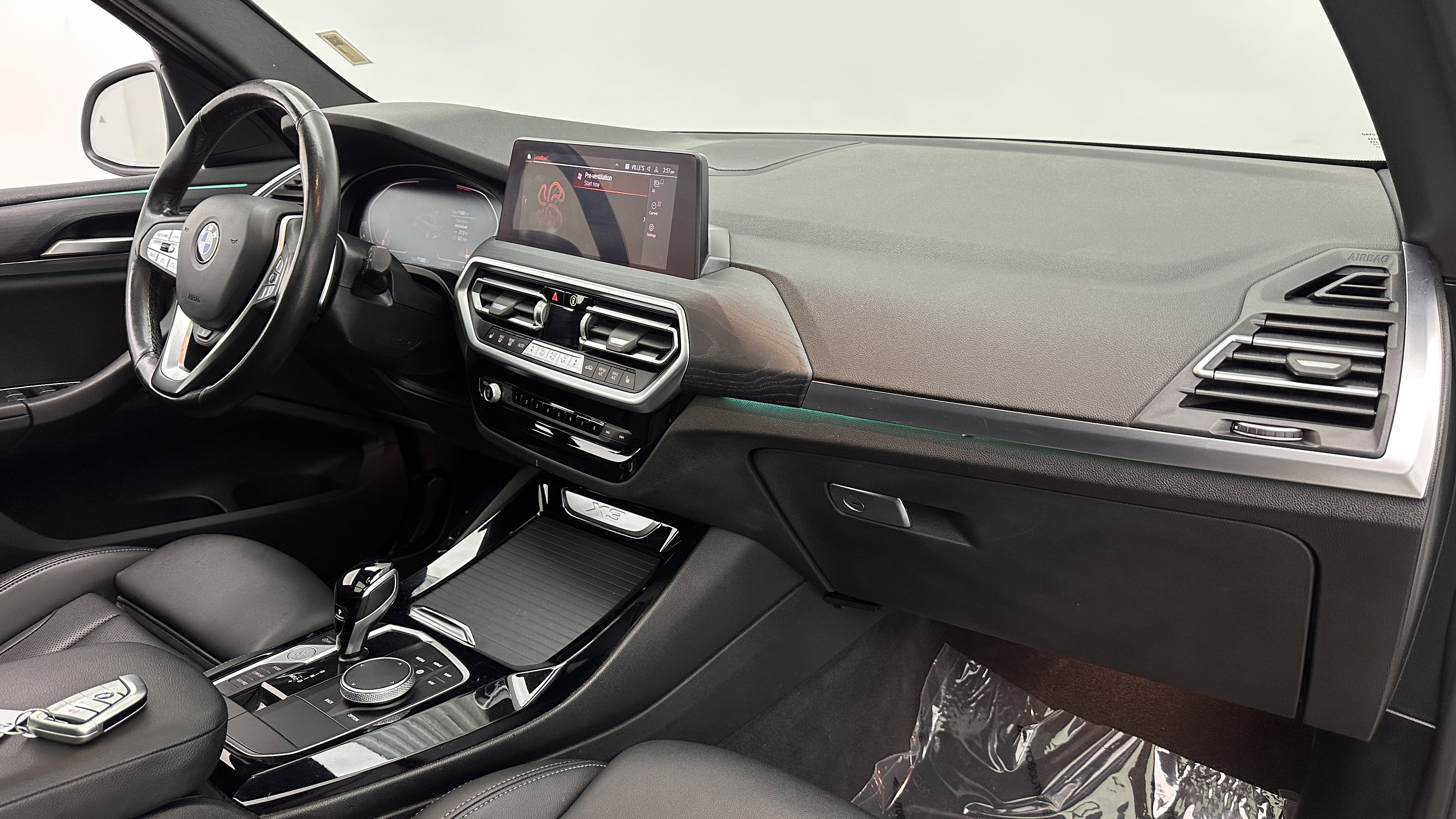 Used 2024 BMW X3 sDrive30i w/ Convenience Package image 39