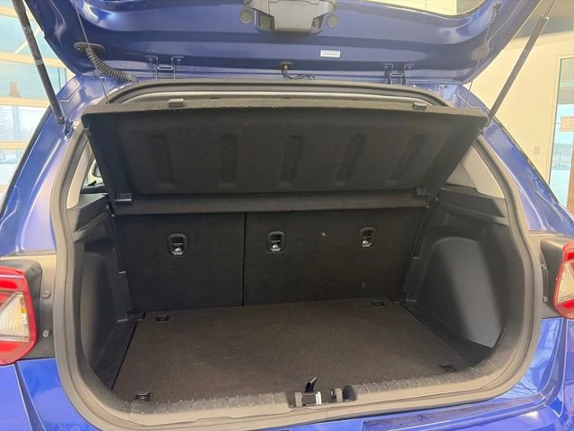 Used 2025 Hyundai Venue SEL image 30