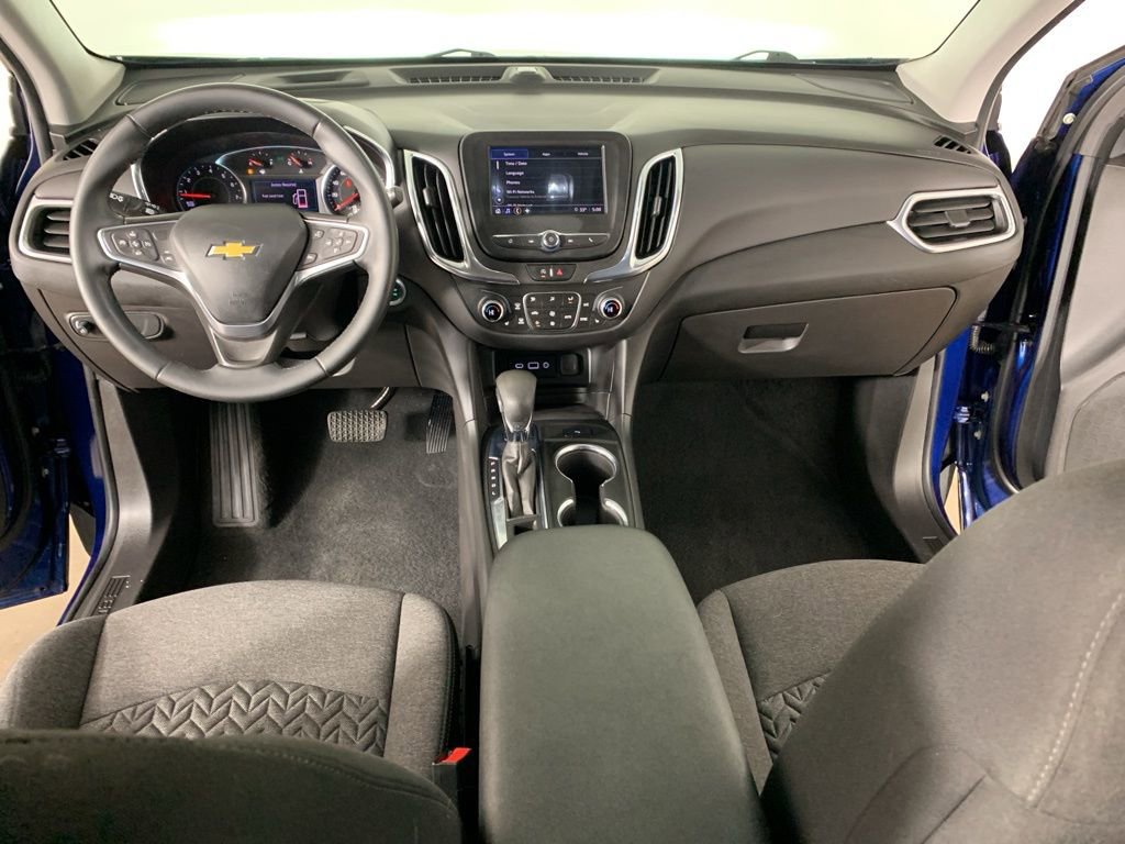 Used 2023 Chevrolet Equinox LT w/ Driver Convenience Package AWD/4WD image 32