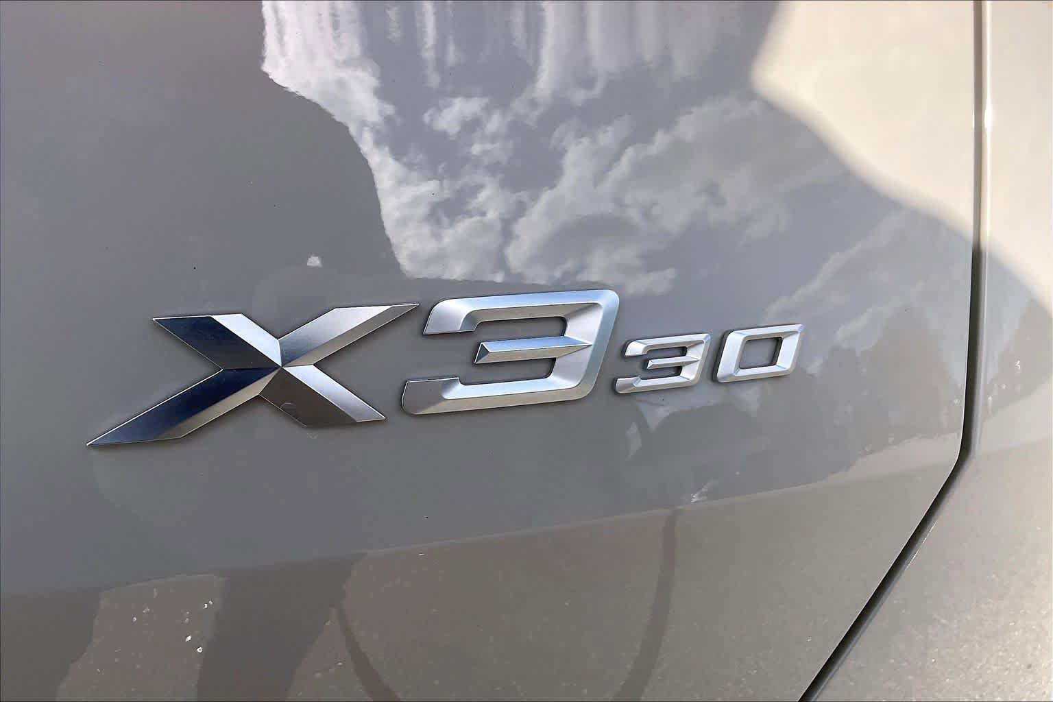 Used 2025 BMW X3 xDrive30 w/ Premium Package AWD/4WD image 9