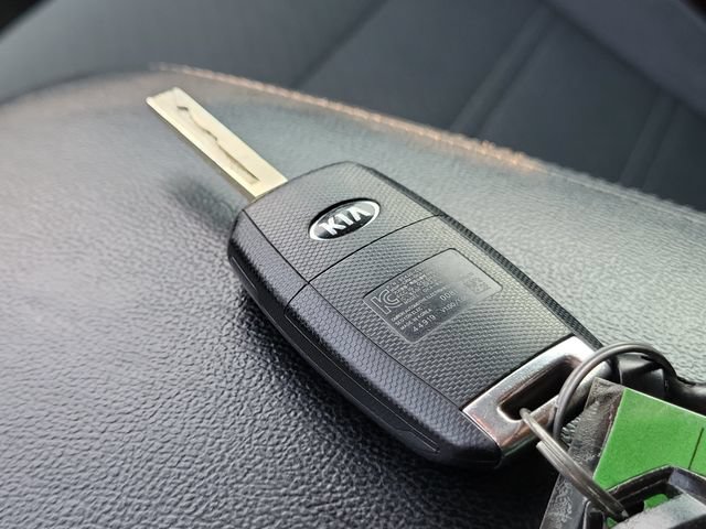 Used 2020 Kia Sorento LX AWD/4WD image 38
