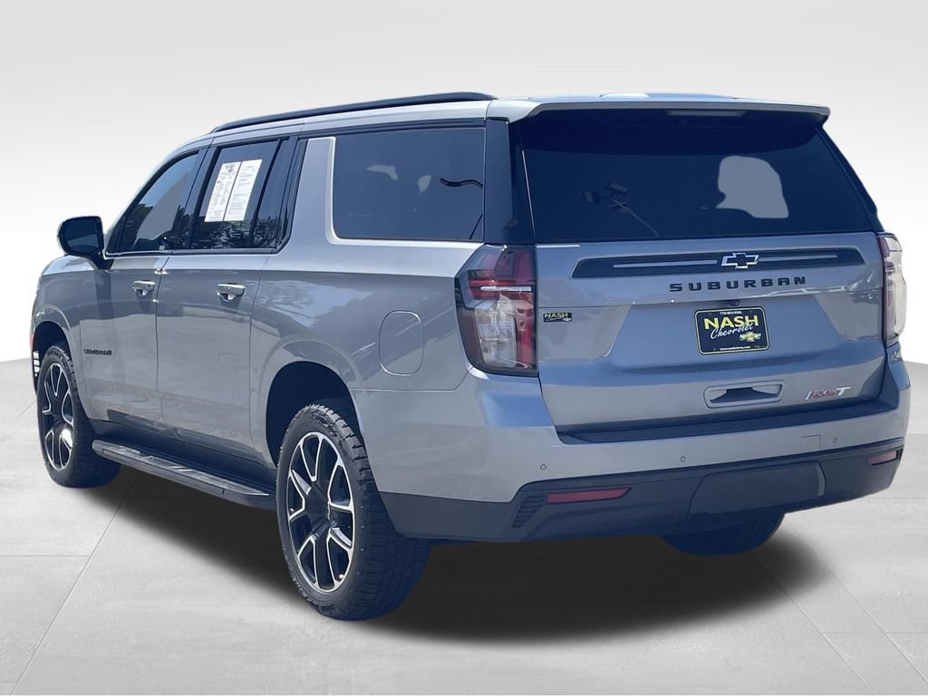 Used 2023 Chevrolet Suburban RST AWD/4WD image 5