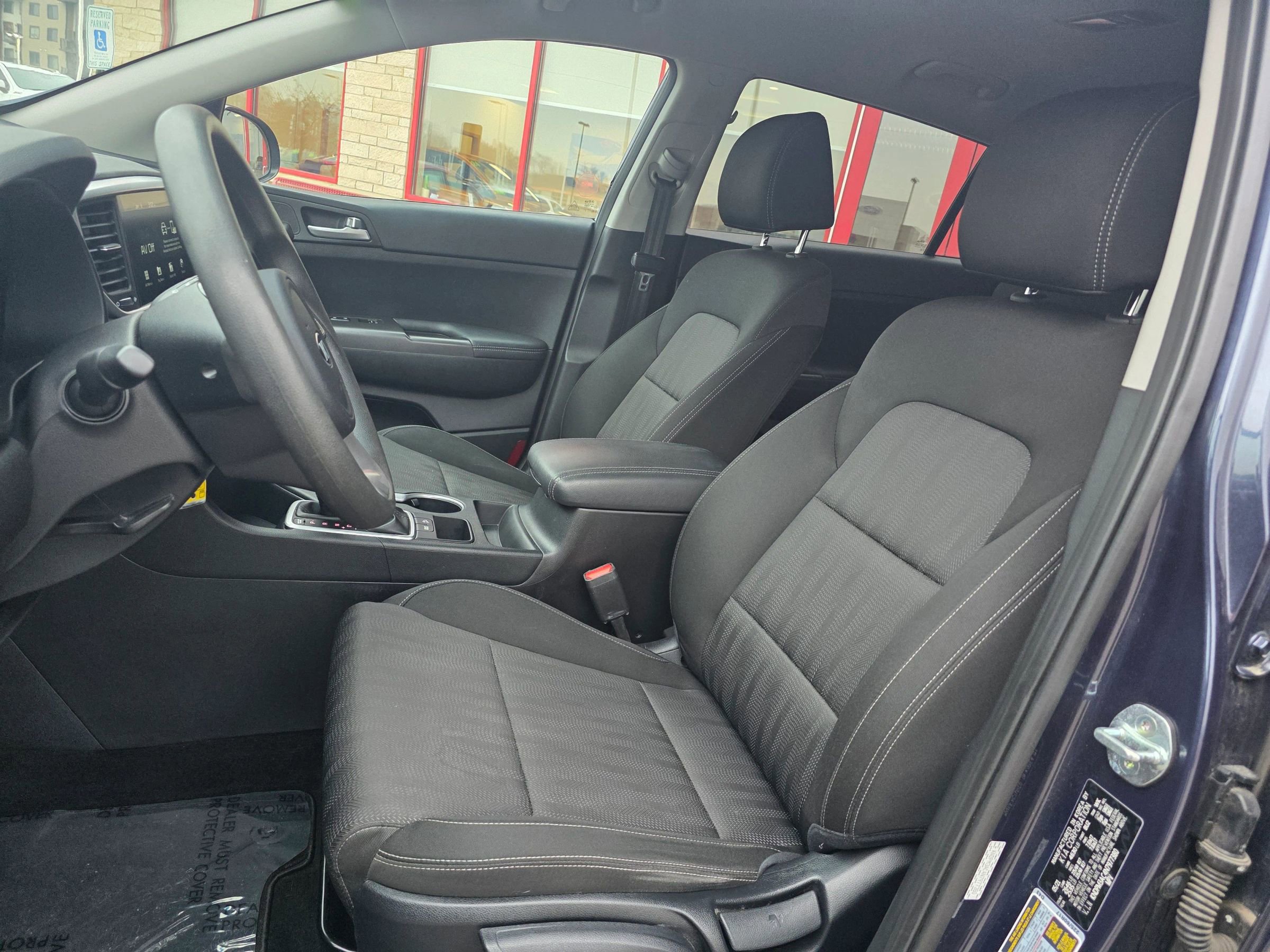 Used 2022 Kia Sportage LX image 10