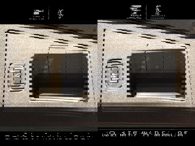 Certified 2022 Cadillac XT4 Premium Luxury w/ Technology Package image 33