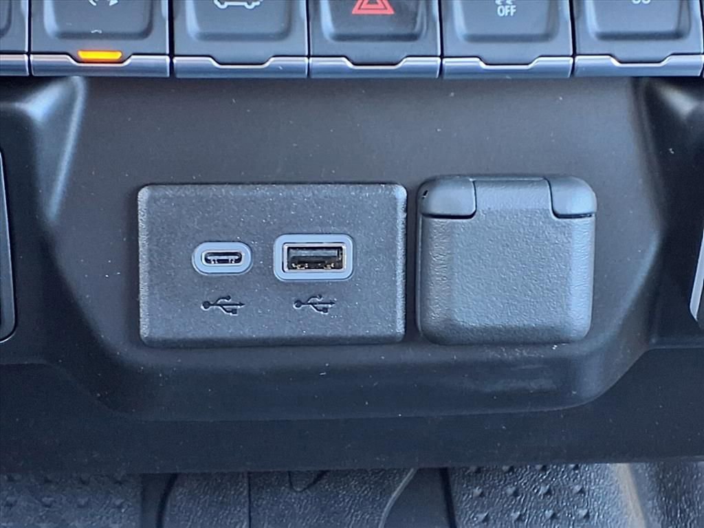 New 2026 Chevrolet Silverado 1500 Custom image 18