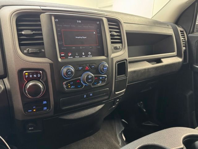 Used 2019 RAM 1500 Express w/ Wheel & Sound Group AWD/4WD image 23