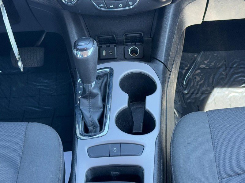 Used 2017 Chevrolet Cruze LS image 15