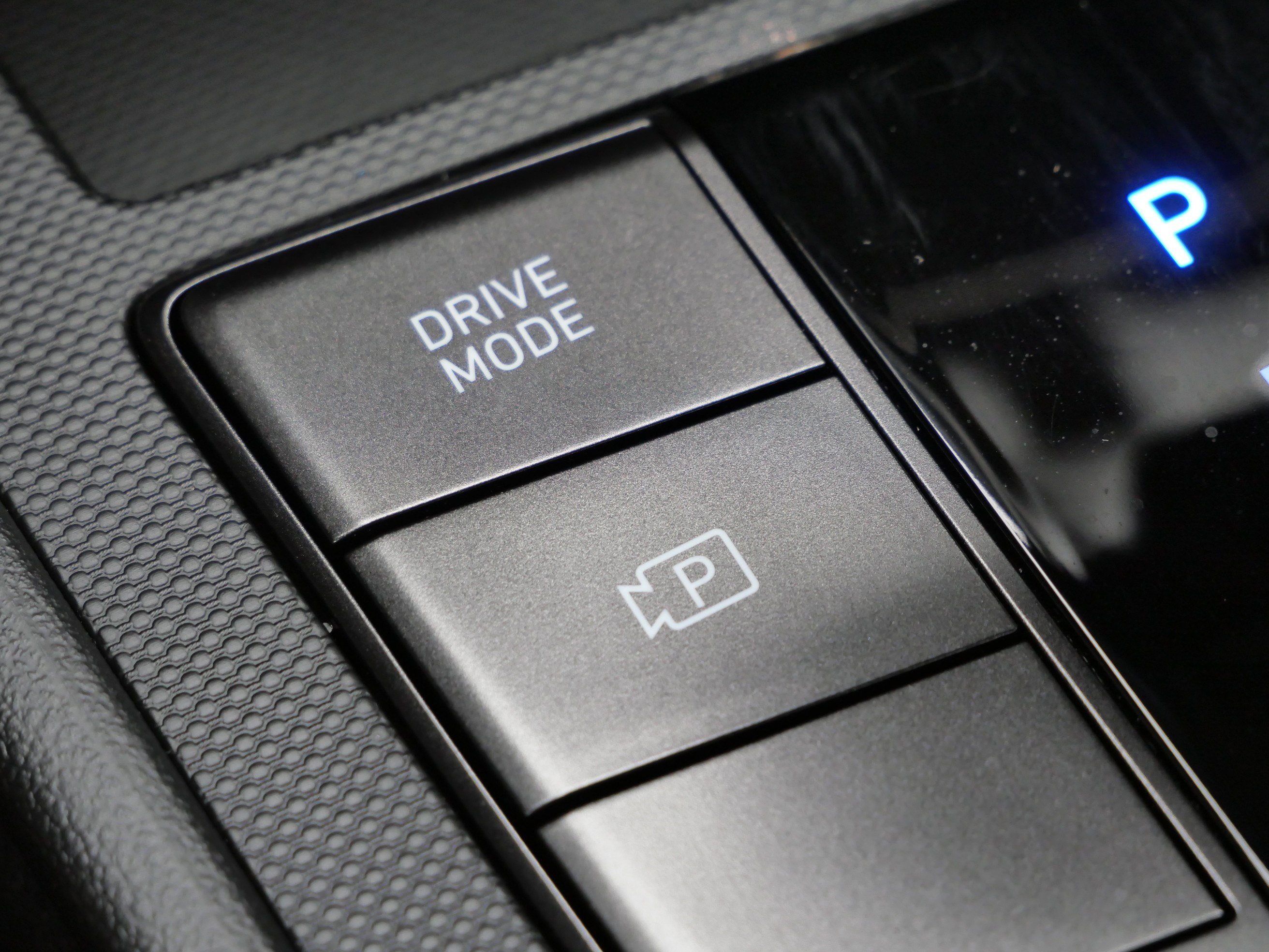 Used 2025 Hyundai Elantra Sport image 27