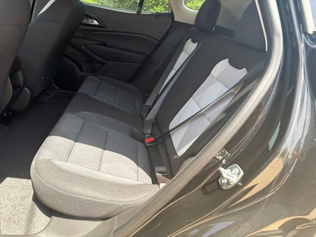 Used 2026 Chevrolet Trax LS FWD image 11