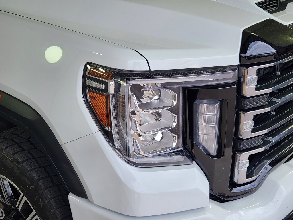 Used 2022 GMC Sierra 2500 AT4 w/ AT4 Preferred Package AWD/4WD image 10