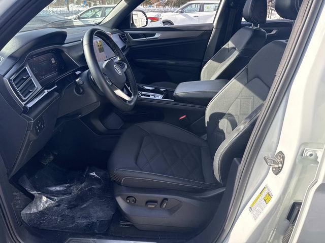 Used 2024 Volkswagen Atlas Cross Sport SE image 22