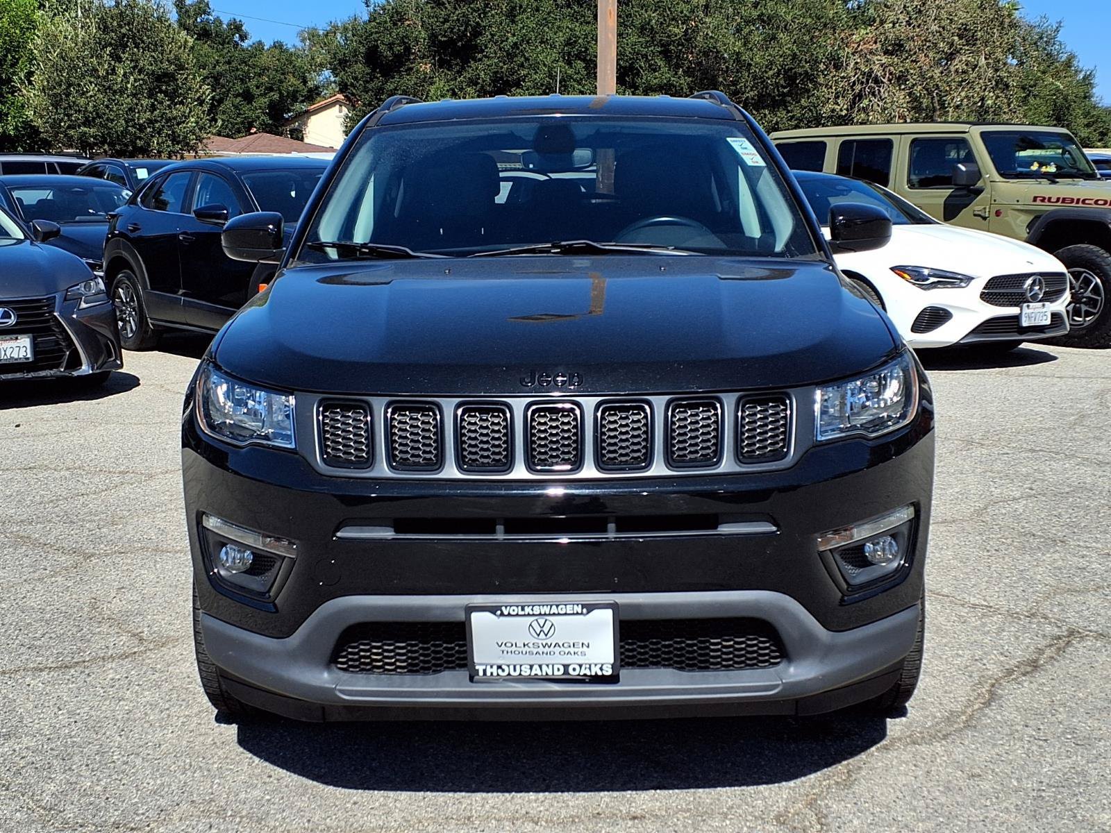 Used 2019 Jeep Compass Latitude AWD/4WD image 2