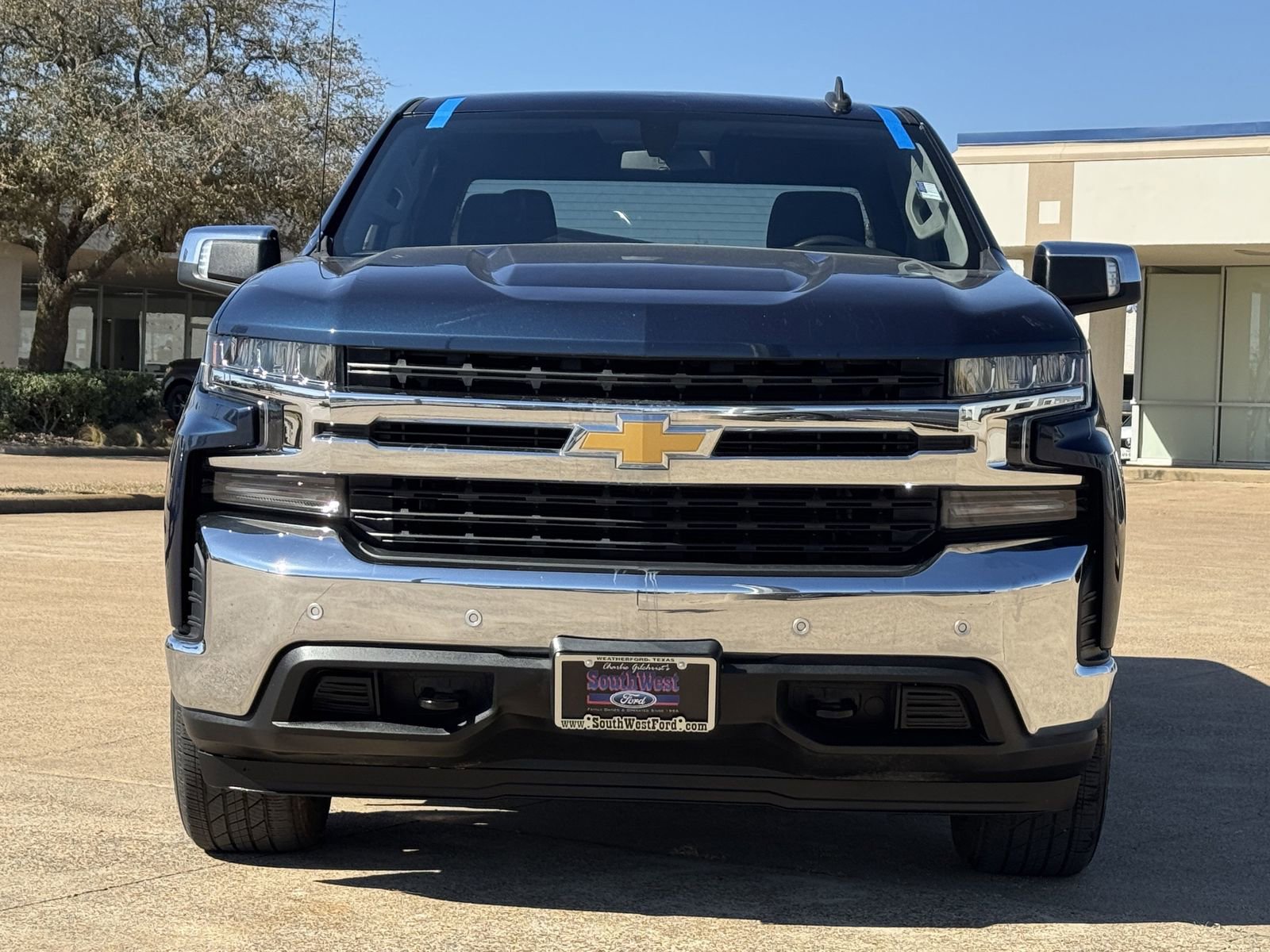 Used 2020 Chevrolet Silverado 1500 LT w/ Texas Edition image 9