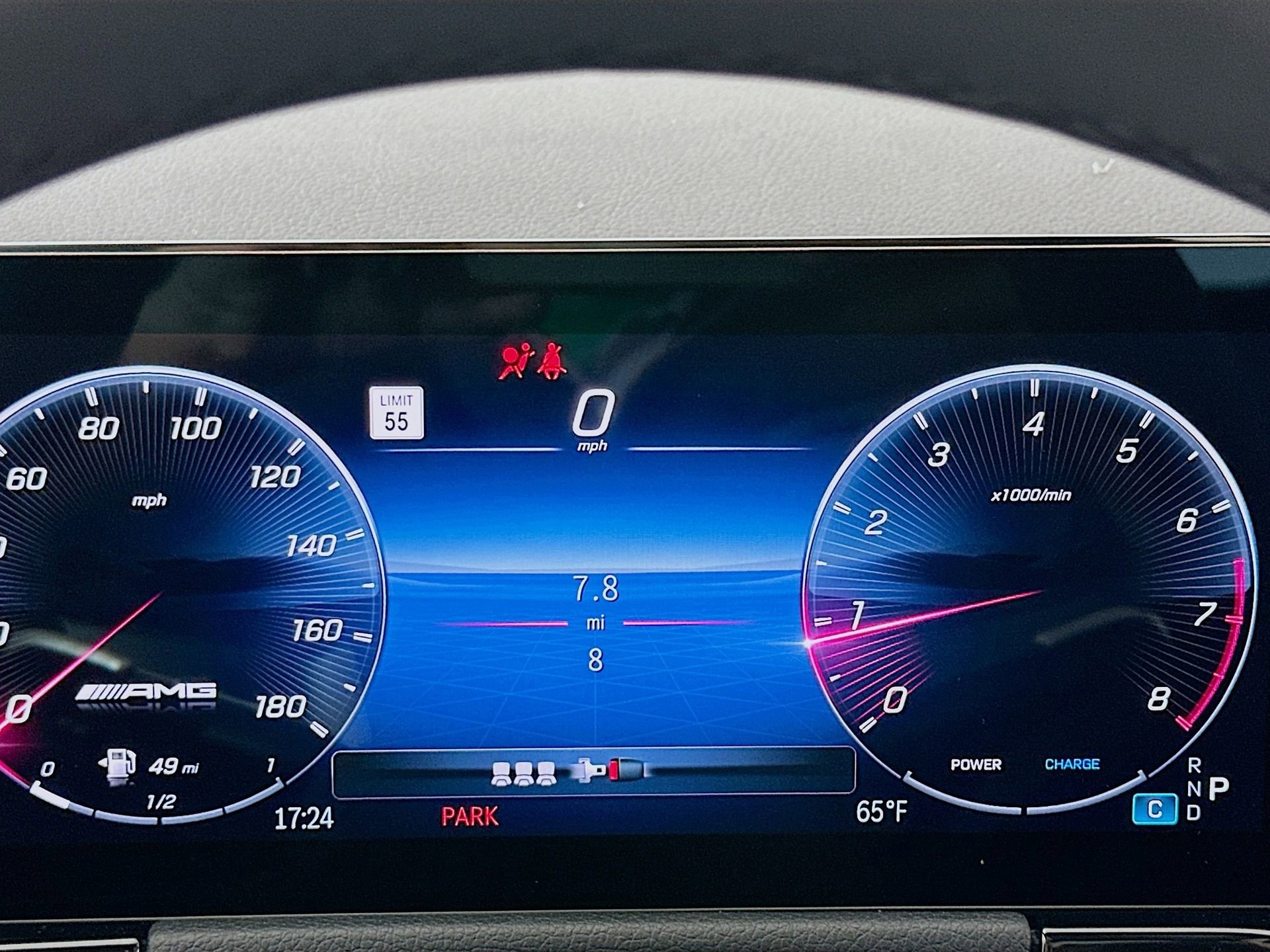 New 2026 Mercedes-Benz GLA 35 AMG 4MATIC image 13