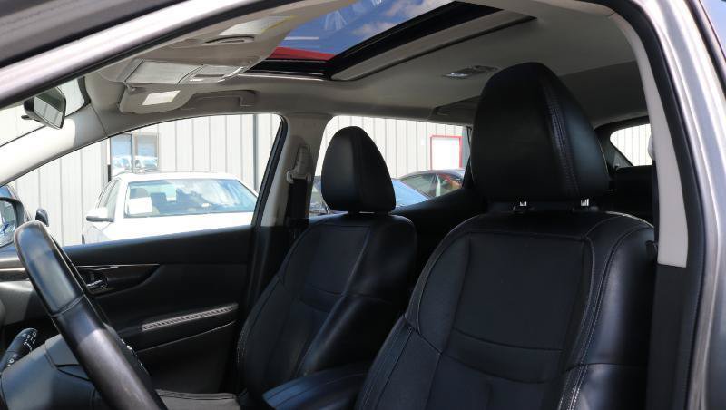 Used 2018 Nissan Rogue Sport SL w/ SL Premium Package AWD/4WD image 11
