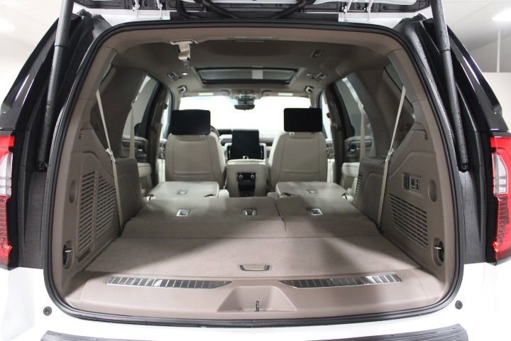 New 2026 GMC Yukon Denali w/ Denali Reserve Package image 17