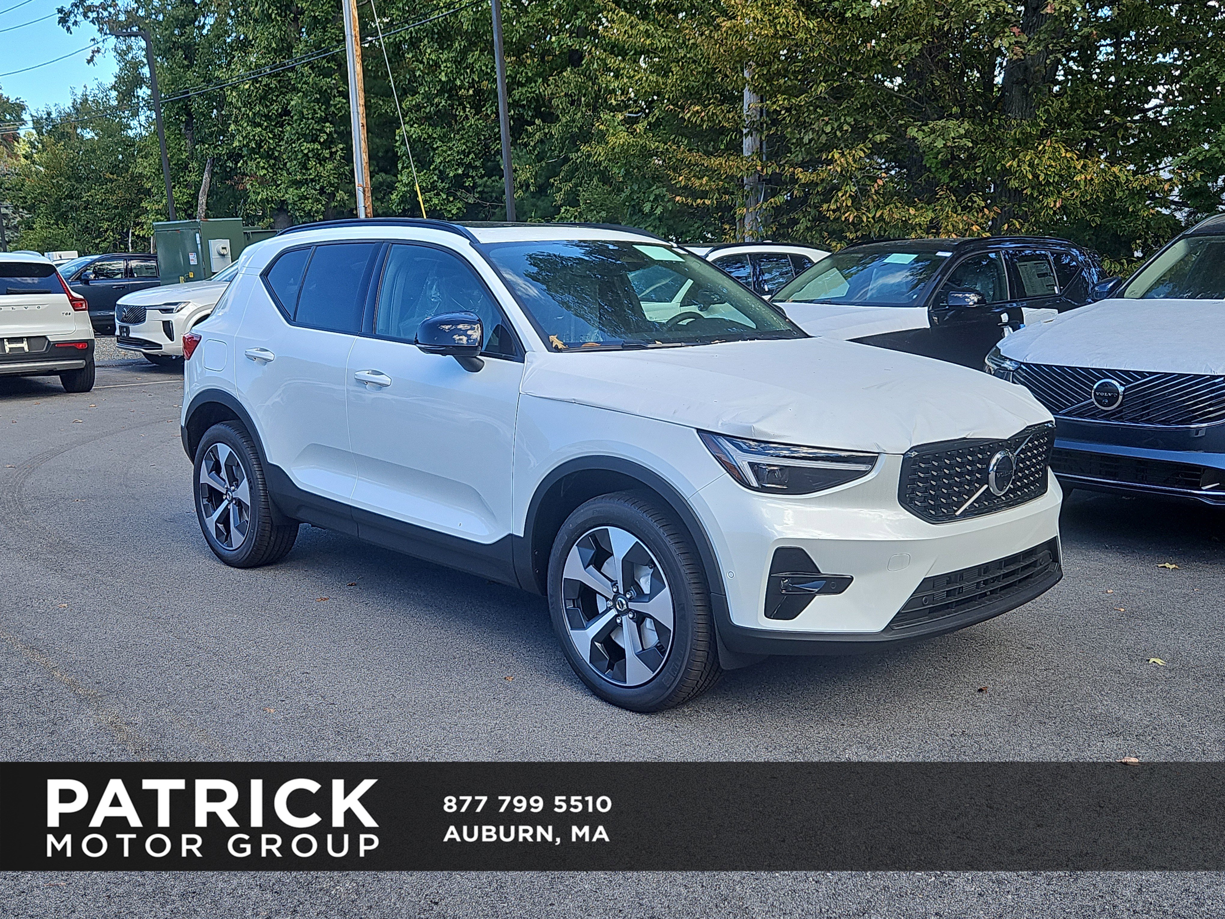 New 2026 Volvo XC40 B5 Plus w/ Protection Package Premier
