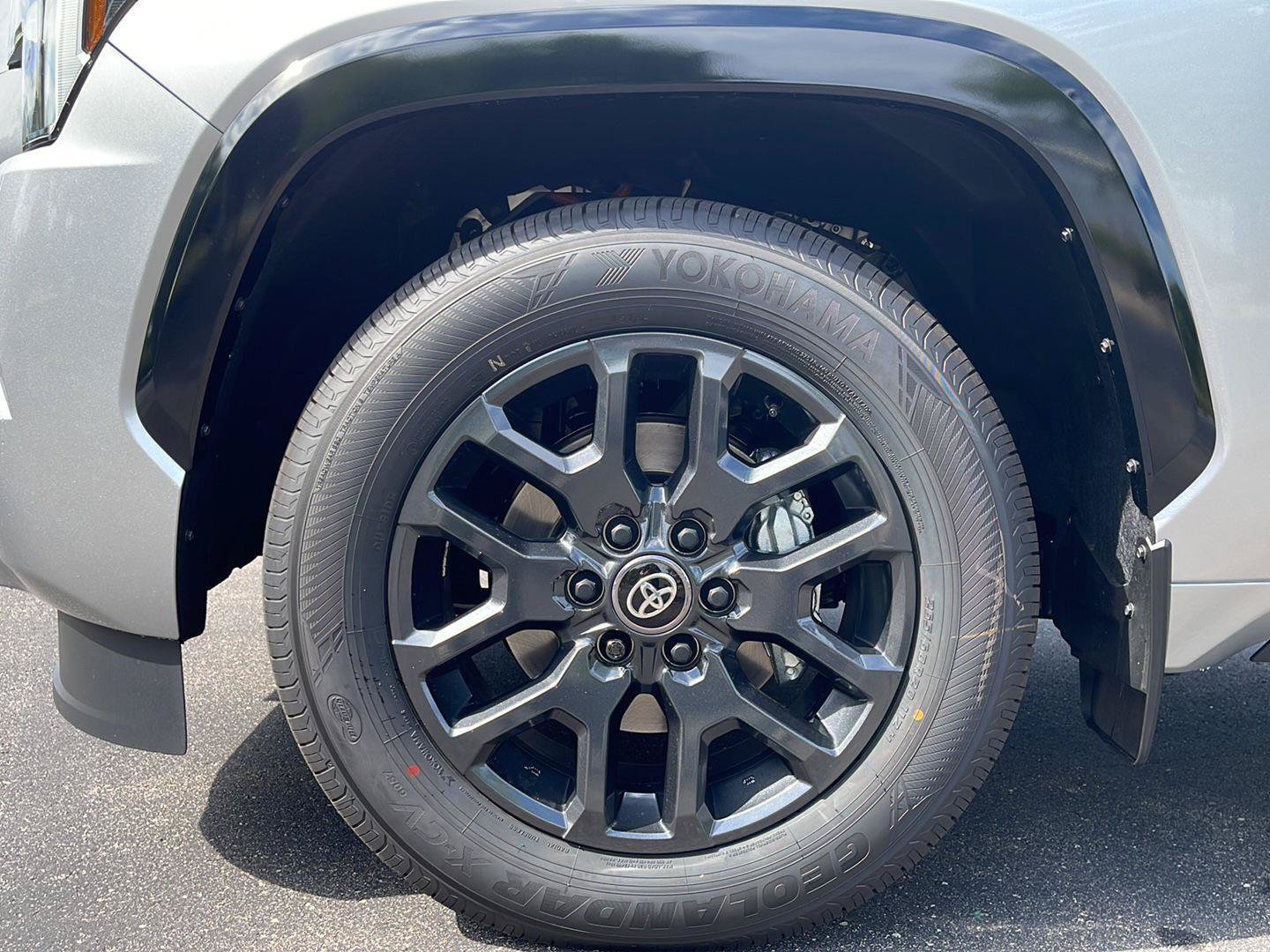 New 2026 Toyota Sequoia Platinum AWD/4WD image 5