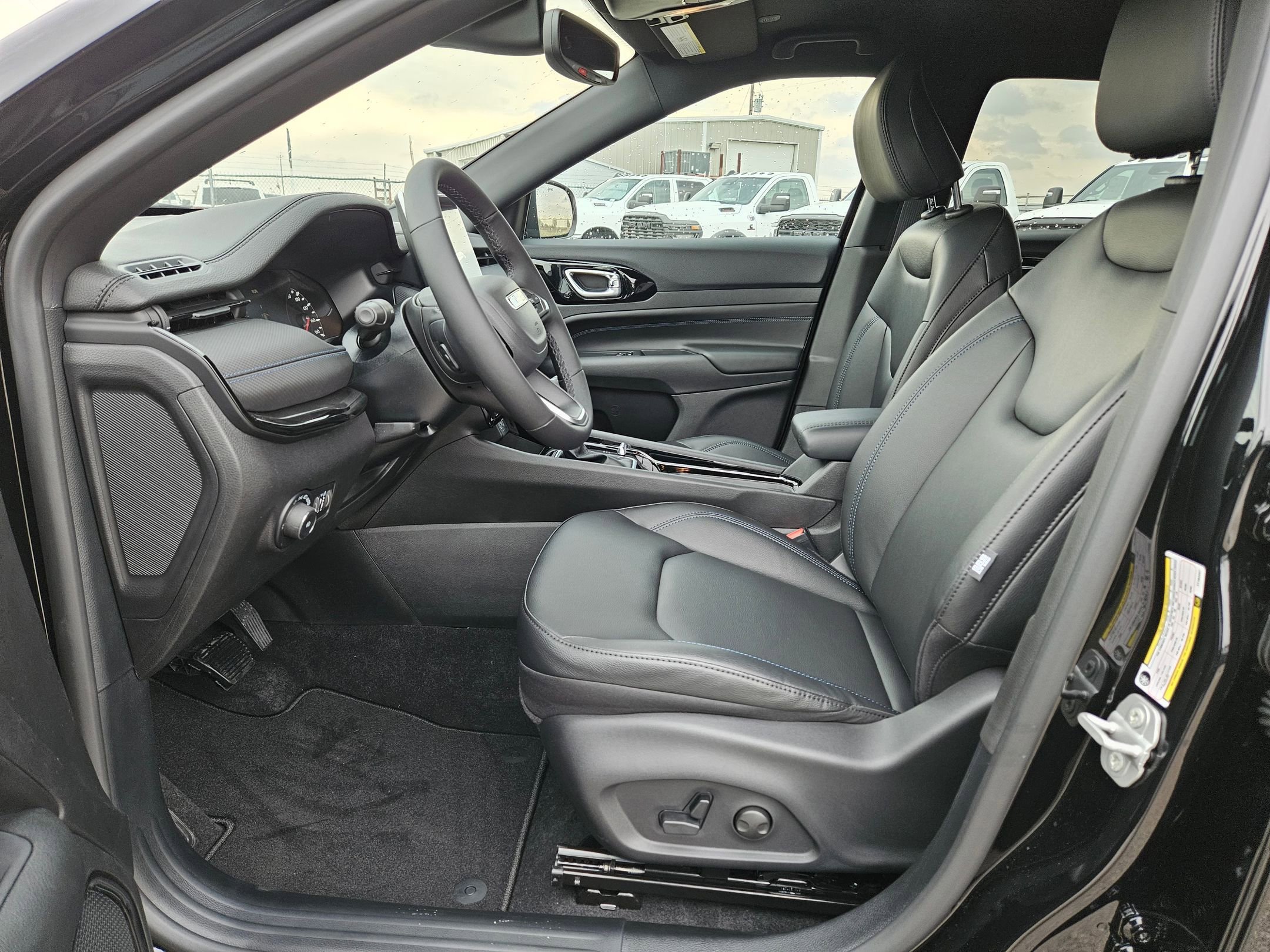 New 2026 Jeep Compass Limited AWD/4WD image 9