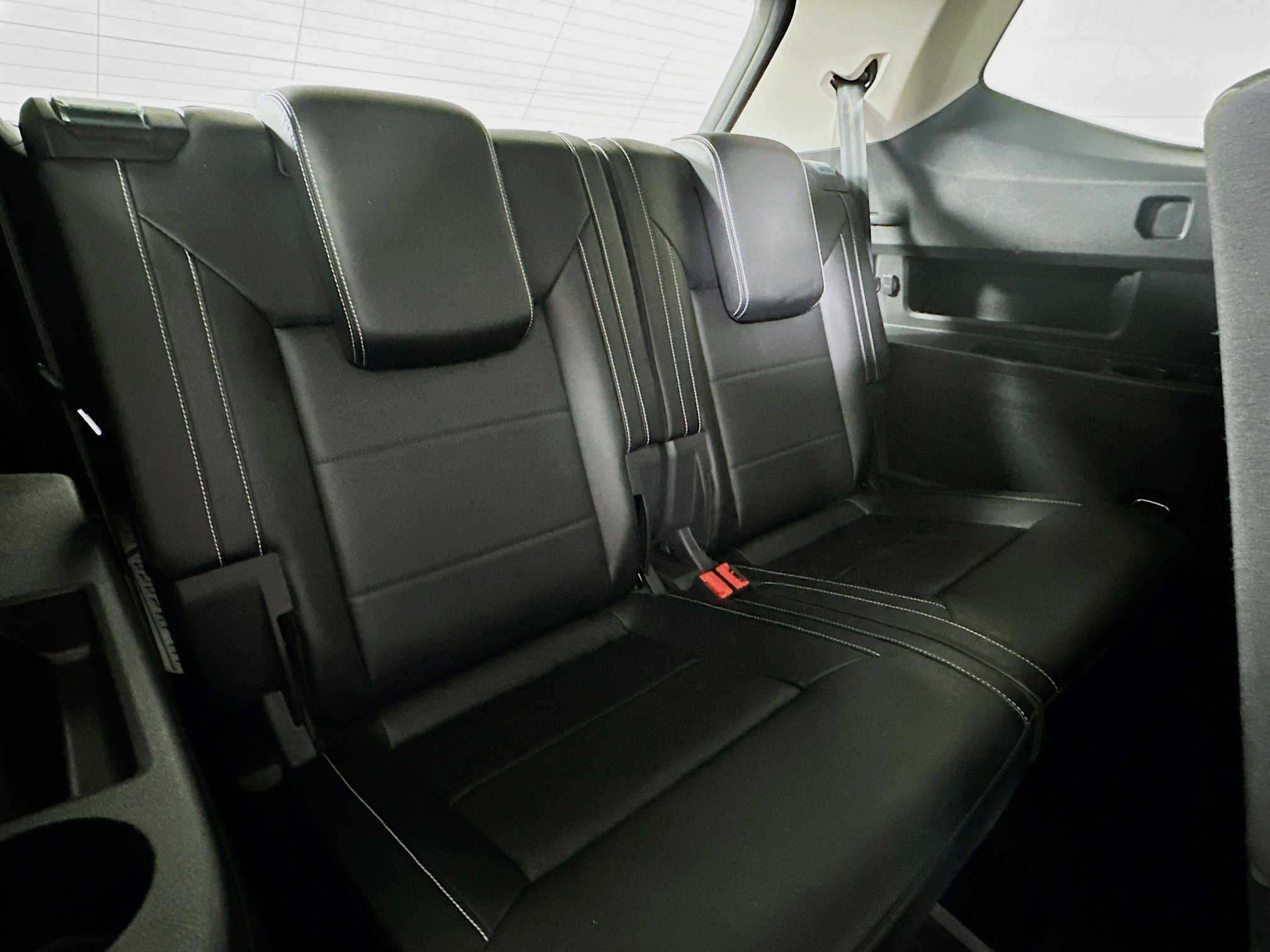 Used 2022 Volkswagen Atlas SE image 25