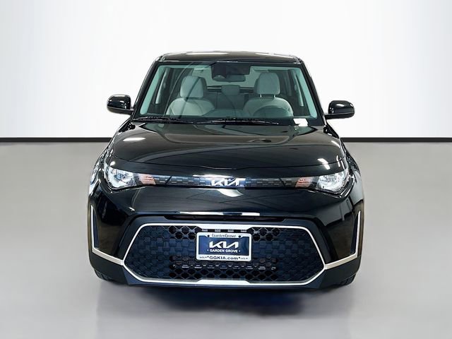 Certified 2025 Kia Soul LX w/ LX Technology Package FWD video 2