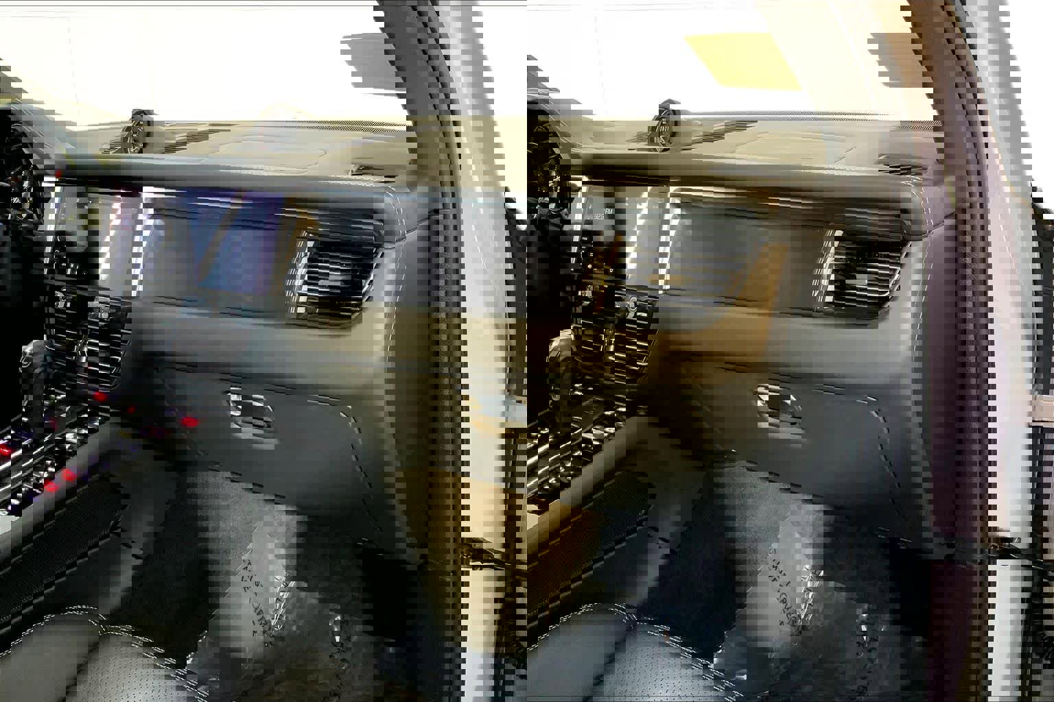 Used 2022 Porsche Macan GTS image 22