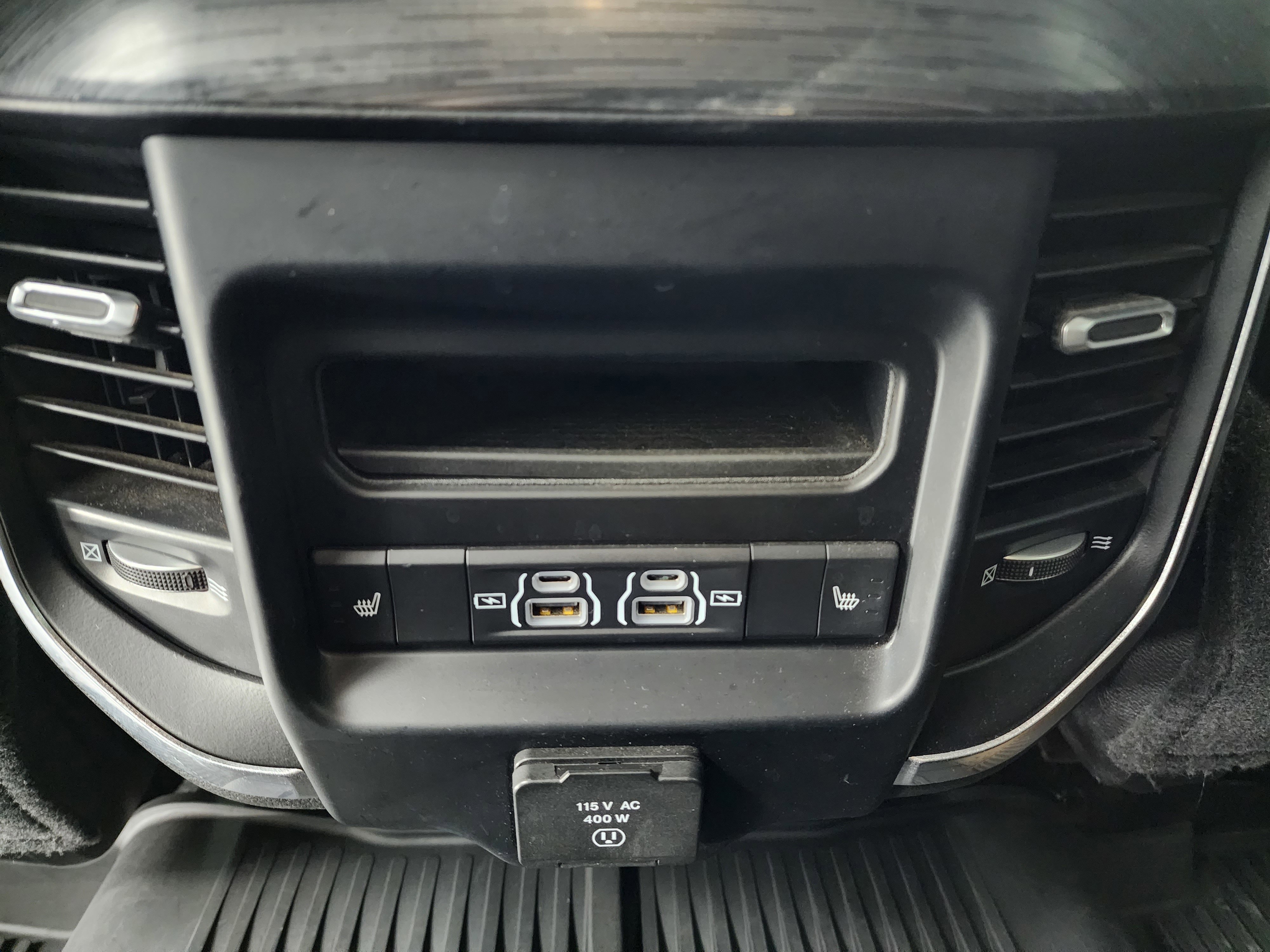 Used 2023 RAM 3500 Laramie image 43