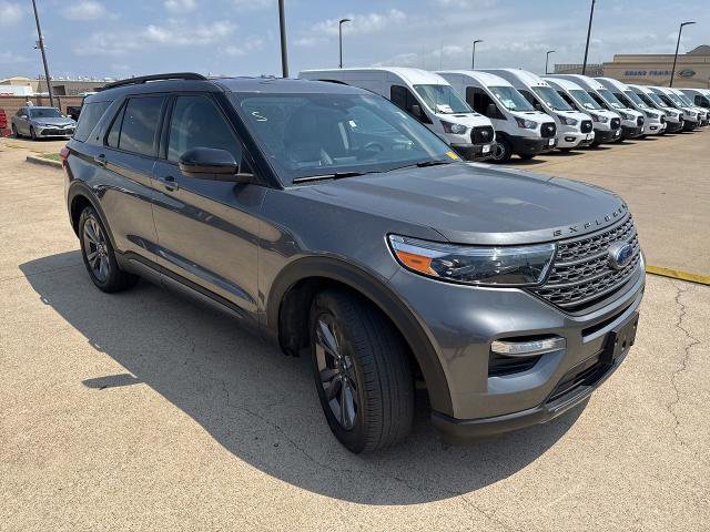Certified 2022 Ford Explorer XLT w/ Equipment Group 202A RWD image 18