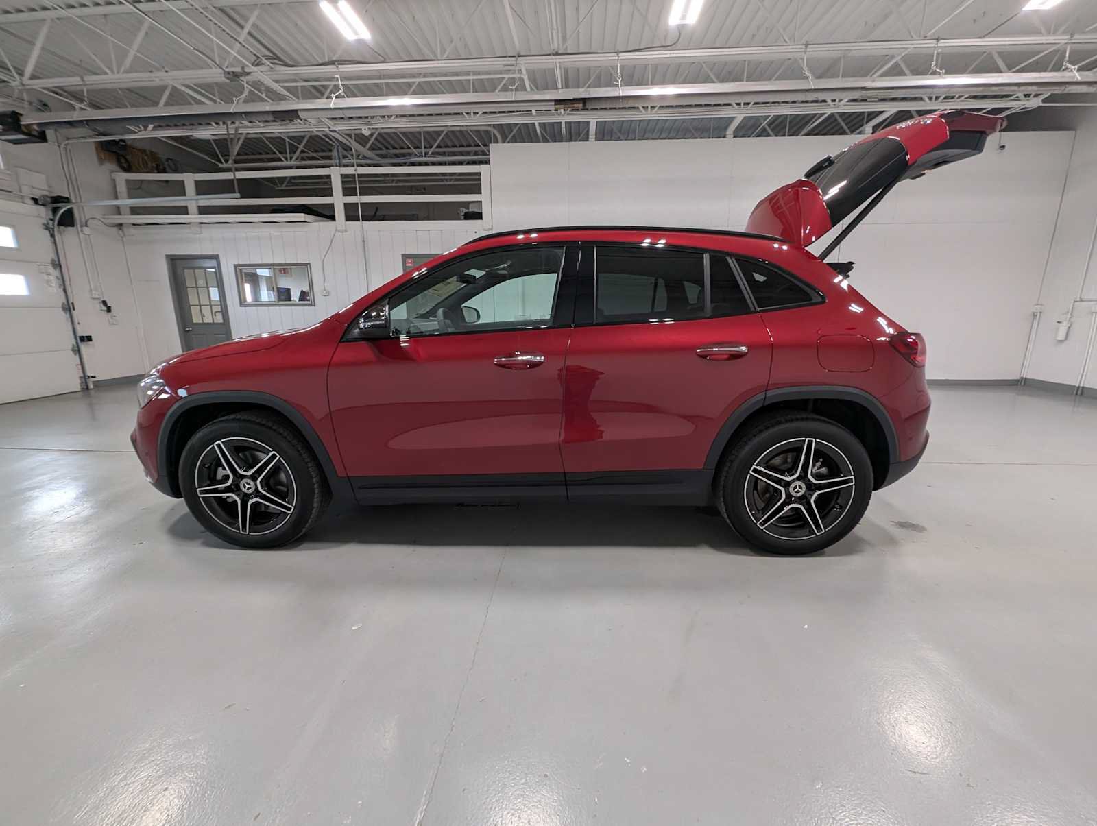 New 2026 Mercedes-Benz GLA 250 4MATIC image 10