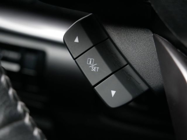 Used 2023 Subaru Impreza 2.0i Limited w/ Popular Package #2 AWD/4WD image 47