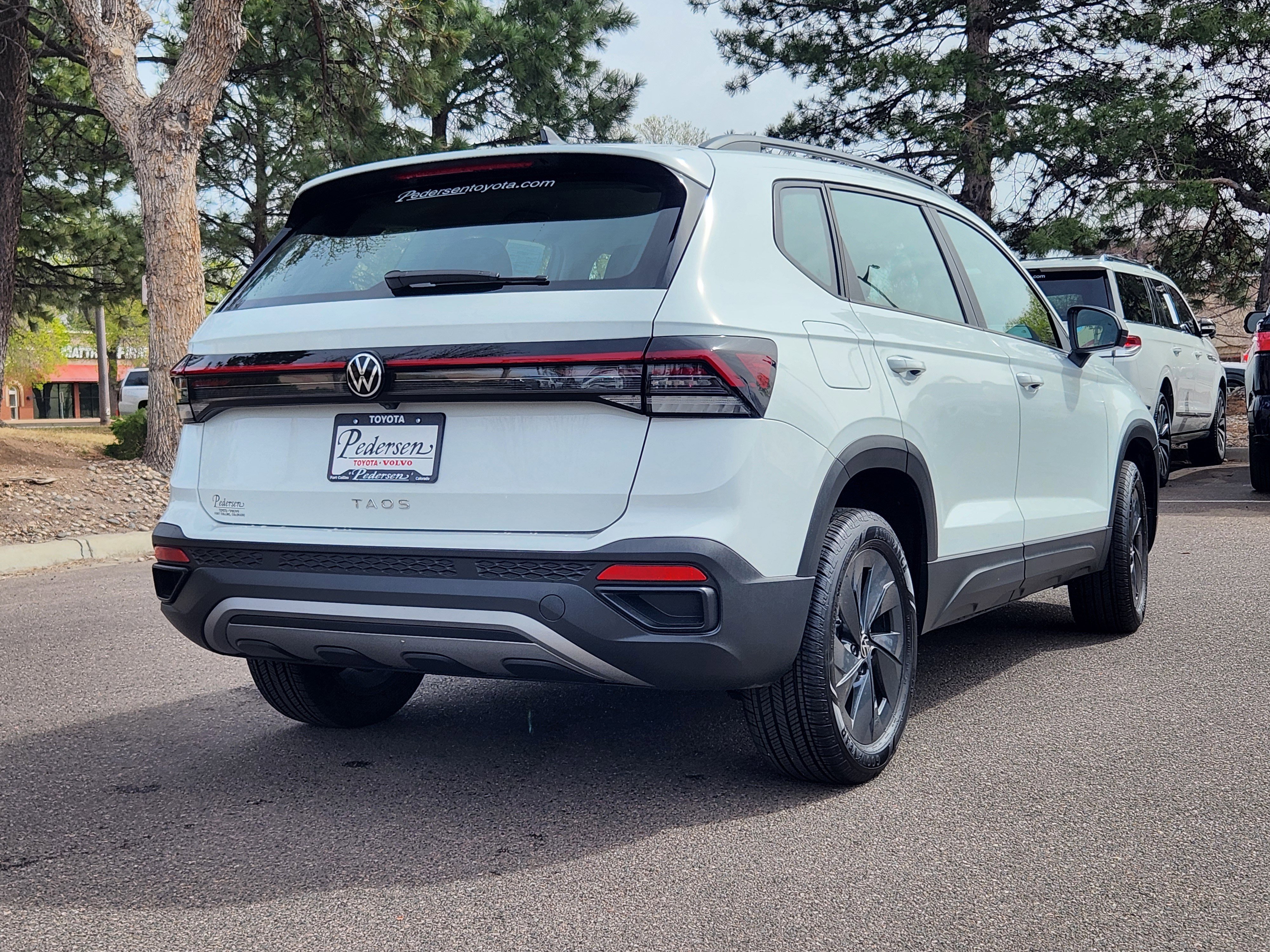 Used 2025 Volkswagen Taos S image 7