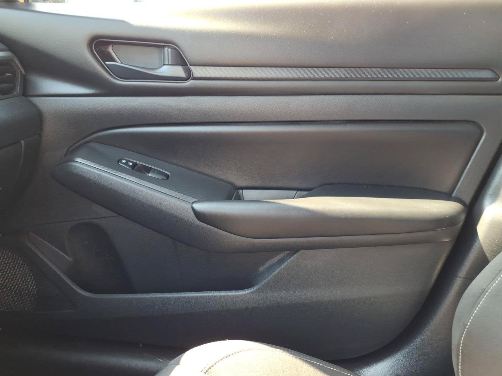Used 2024 Nissan Altima 2.5 S FWD image 27