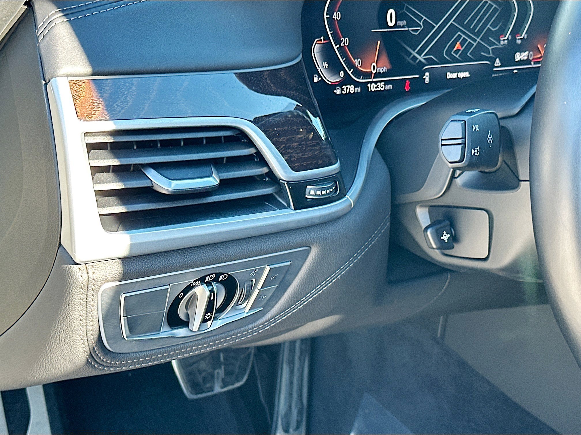 Used 2022 BMW 750i xDrive w/ Executive Package image 10