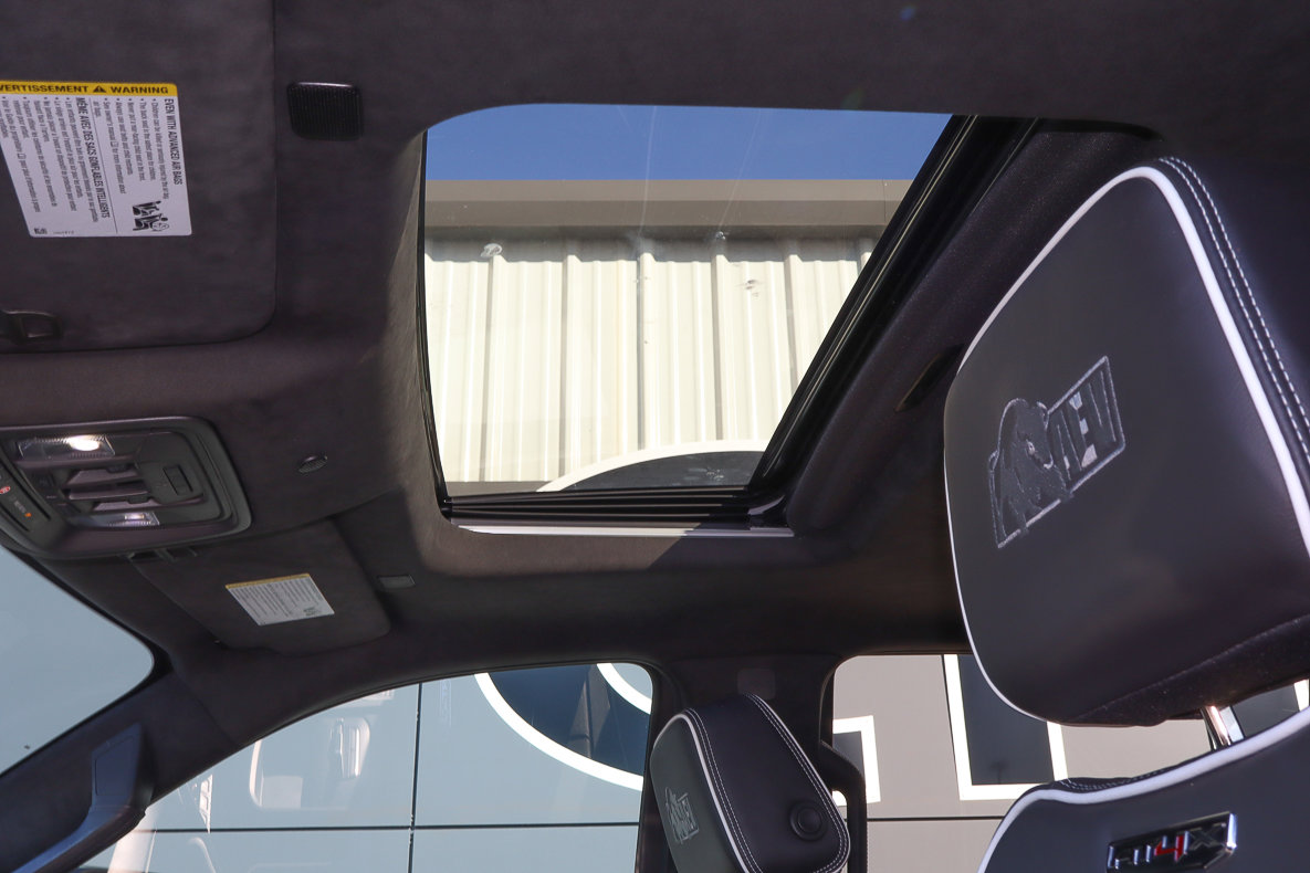 Used 2024 GMC Sierra 2500 AT4X w/ AT4X AEV Edition AWD/4WD image 8