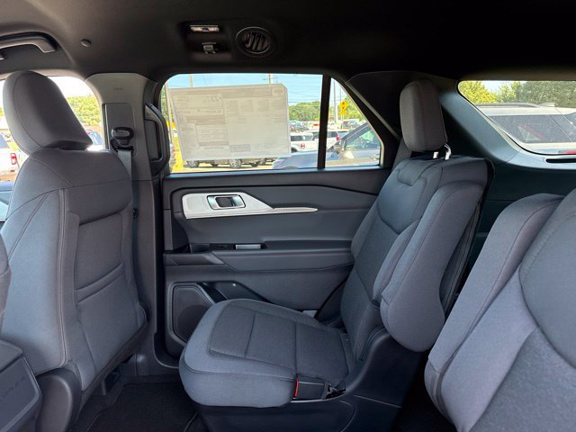 New 2027 Ford Explorer Active RWD image 21