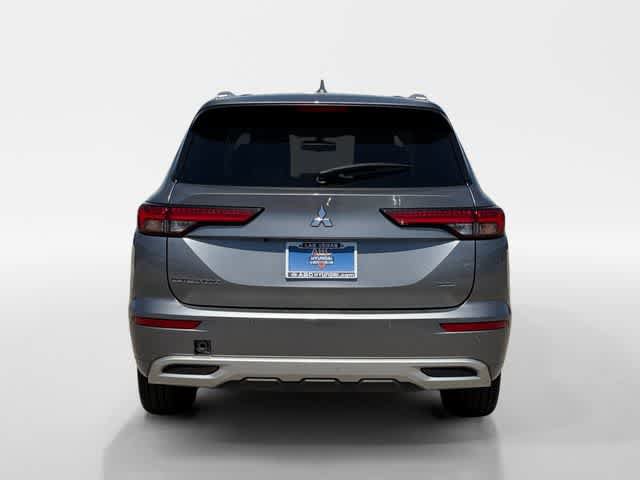 Used 2024 Mitsubishi Outlander SEL FWD image 4