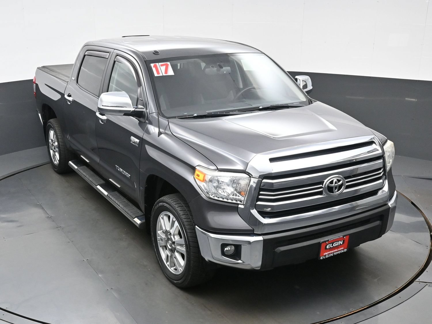Used 2017 Toyota Tundra SR5 w/ SR5 Upgrade Package AWD/4WD image 35